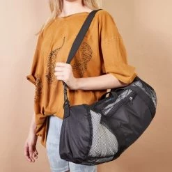 Zodaca 2 Pack Mesh Sports Duffle Bag with Shoulder Strap for Summer Travel, Gym & Sports, Workout Backpack, Black and Blue, 19 x 10 in